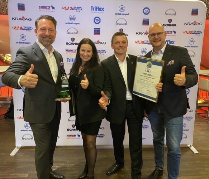 Christoph Fitz, Anne Elsäßer, Thomas Tschakert und Manfred Nelles (Foto: Volvo Group Trucks Central Europe GmbH)