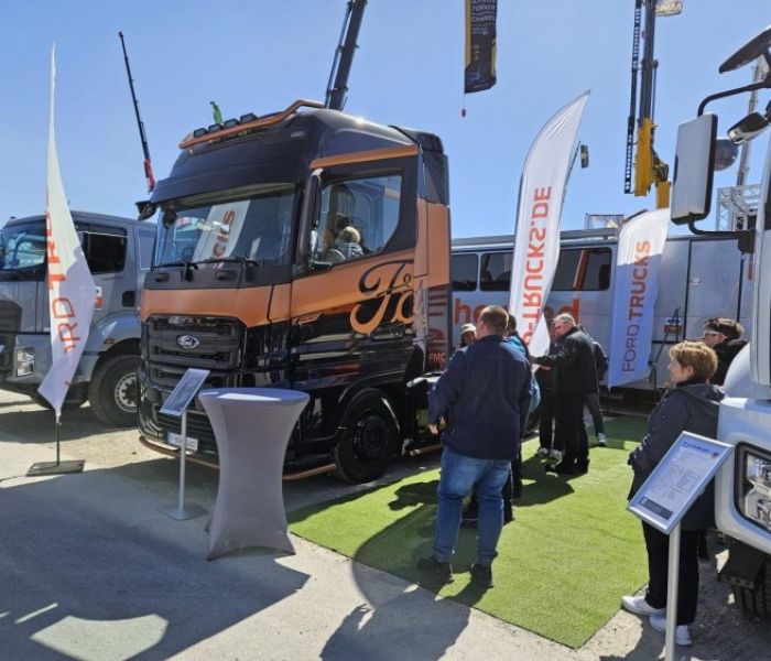 Großes Interesse am F-MAX Select, das exklusive Sondermodell der (Foto: F-Trucks Deutschland)
