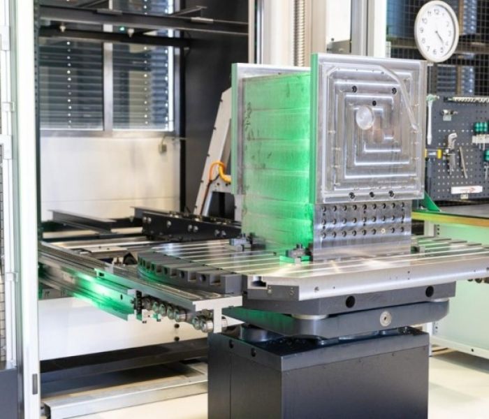 Verstellbare Teleskopgabeln ermöglichen platzSparer Anordnung (Foto: WASSERMANN TECHNOLOGIE GmbH)