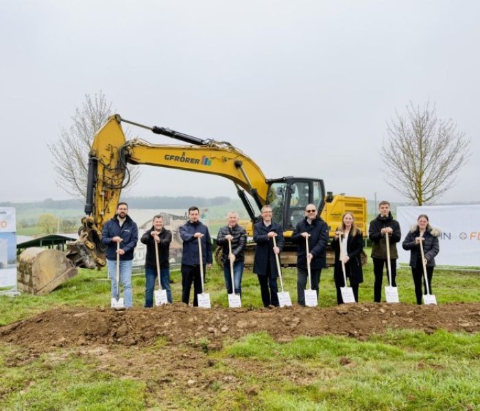 v.l.n.r.: Dominik Bäuerle, Michael Kambeitz, Tim Gfröer, (Foto: FLURO-Gelenklager GmbH)