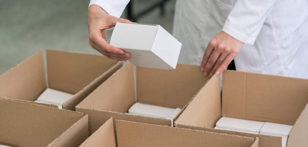 Intralogistik beginnt am Arbeitsplatz – die Rocholz GmbH auf der Logistica Next Foto: AdobeStock - Kzenon - 177666671)
